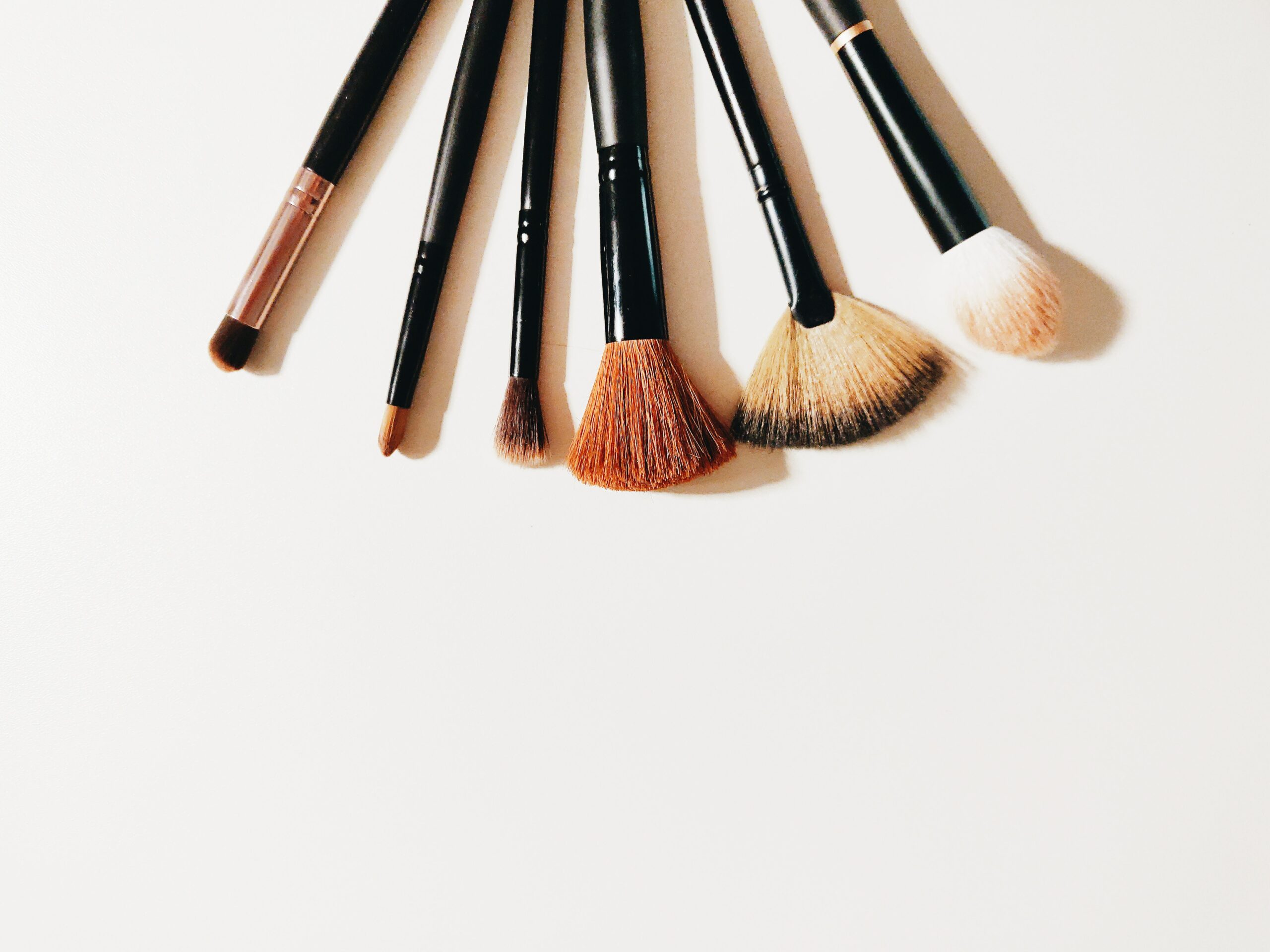 how to clean makeup brushes