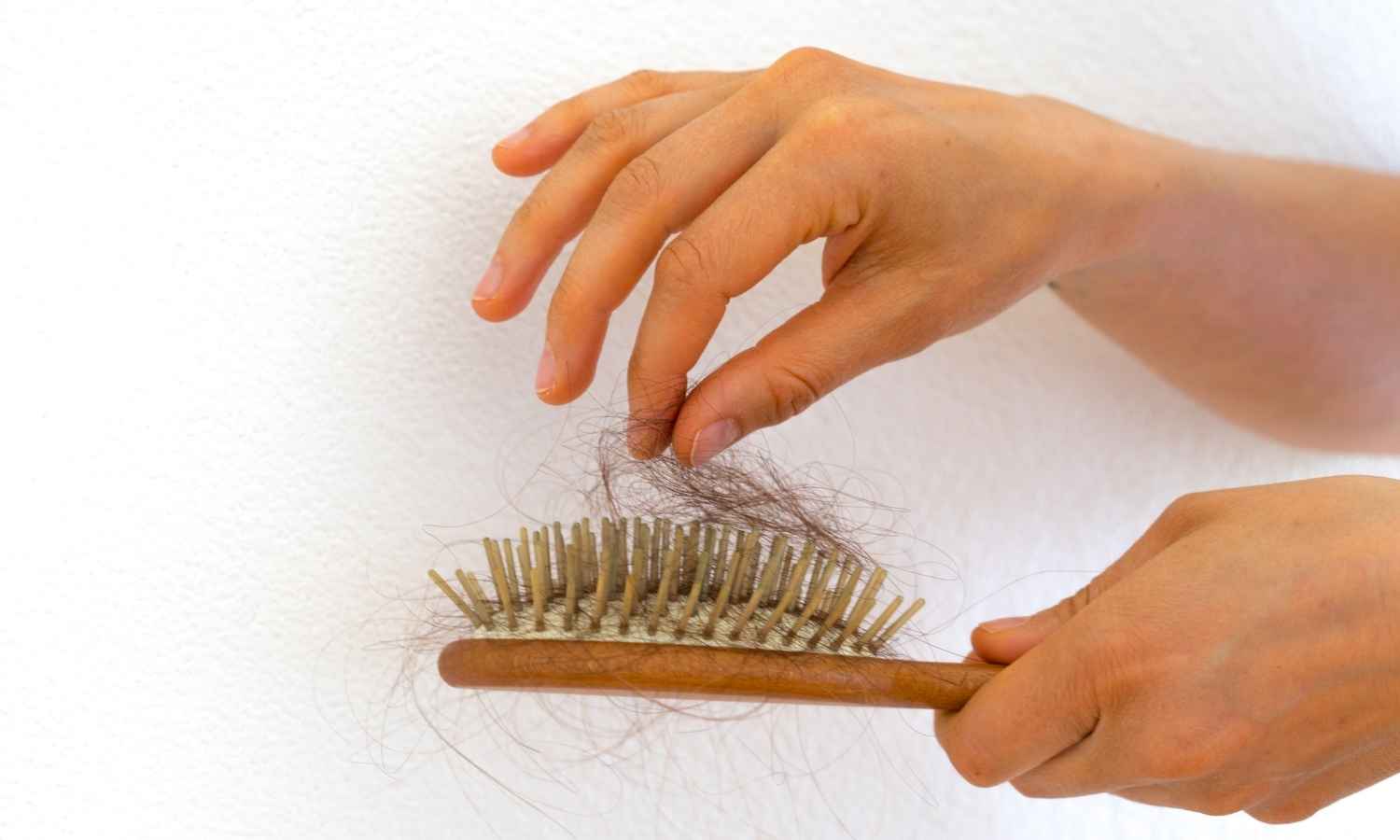 How to Clean Hair Brushes in Just a Few Minutes