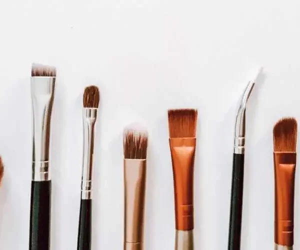 12 Best Vegan Makeup Brushes For Ethical Beauty