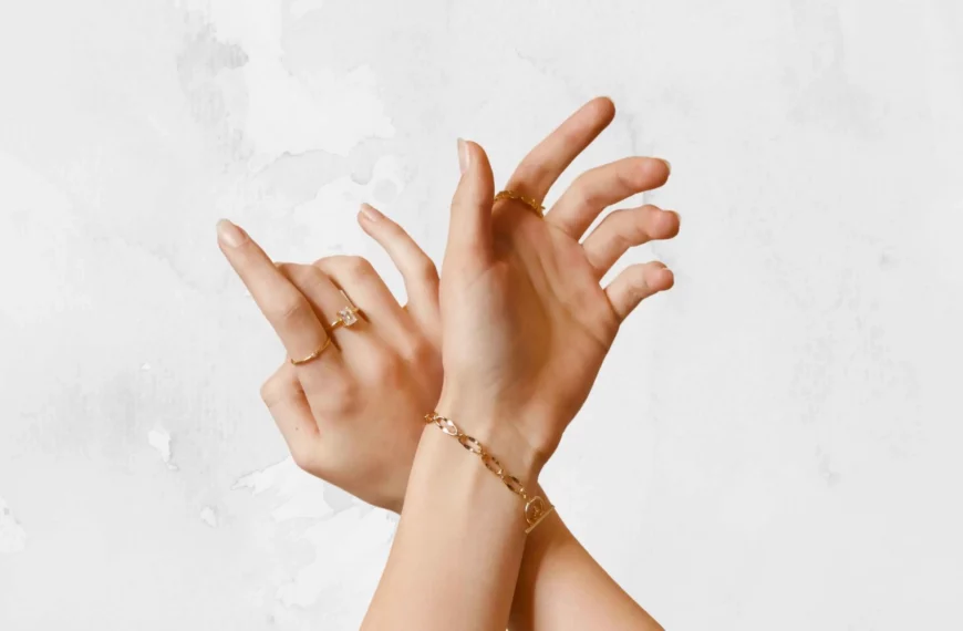 18 Best Online Jewelry Stores For Every Occasion